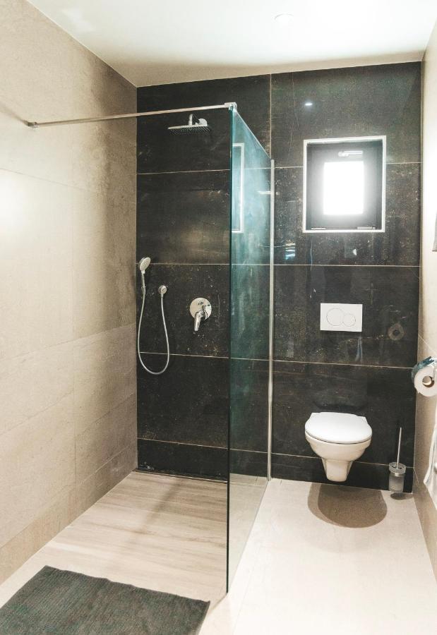 Gray Door Apartments - Adults Only Palm Beach Bagian luar foto