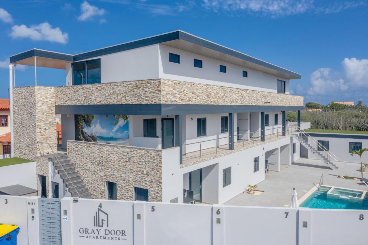 Gray Door Apartments - Adults Only Palm Beach Bagian luar foto