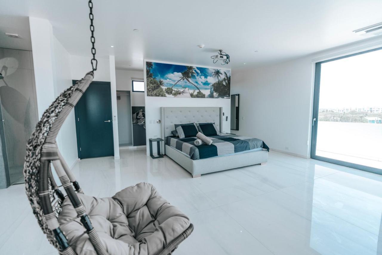 Gray Door Apartments - Adults Only Palm Beach Bagian luar foto